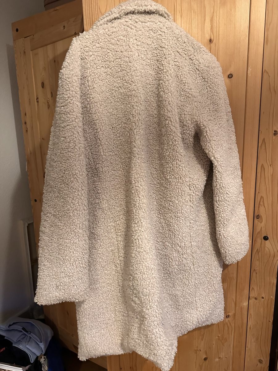 Mäntel: Teddy Wintermantel – Gebraucht aus Zürich von sin_q2m2 2