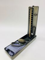 Vintage Blutdruckmessgerät Baumanometer - Rarität!
