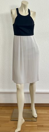 MAX&Co. blau weisses Sommer Kleid, plissiertem Rock, Gr. 34