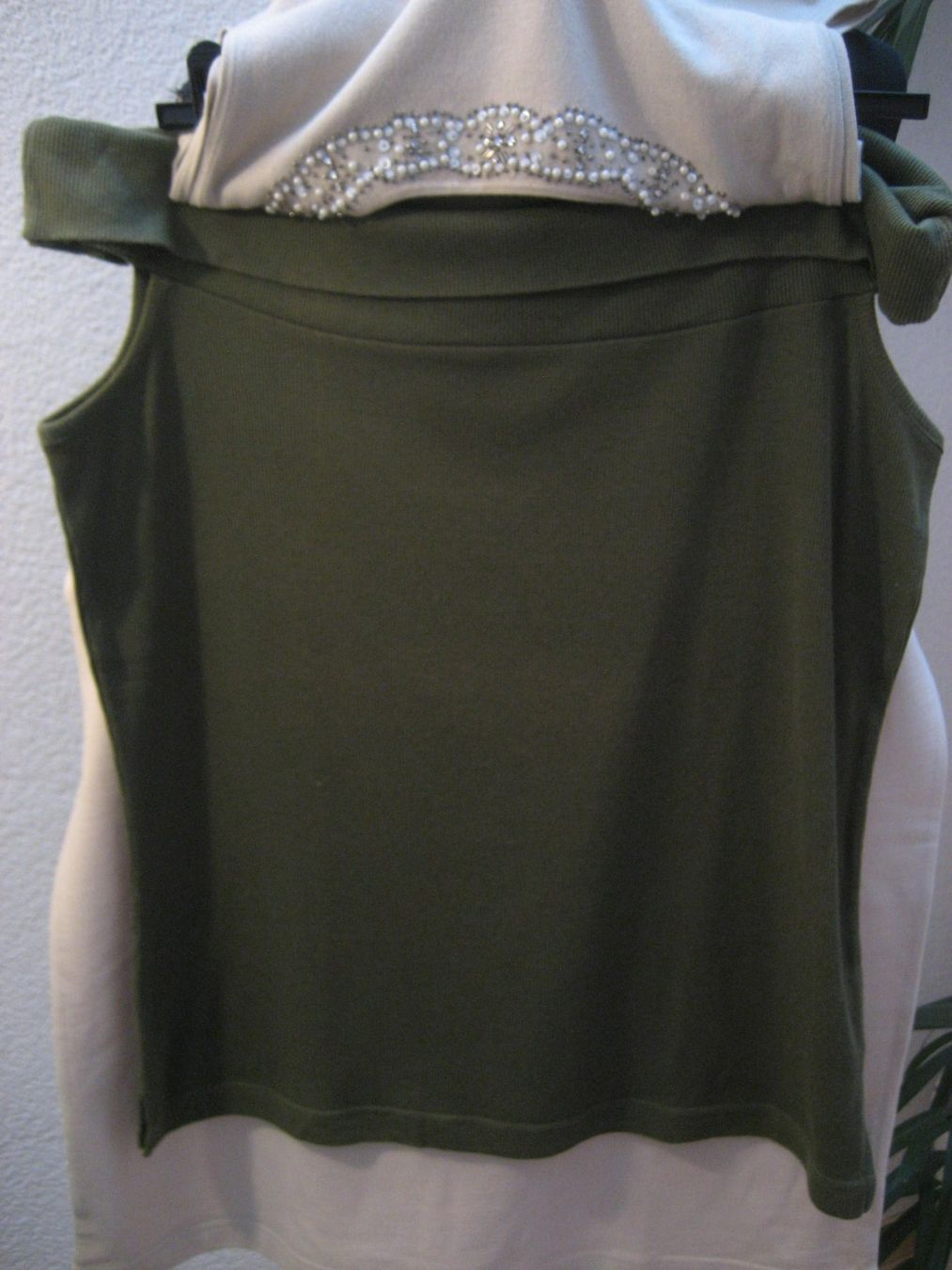 Top: Lot 3 tops taille L – Usato da Delémont venduto da marryb 2