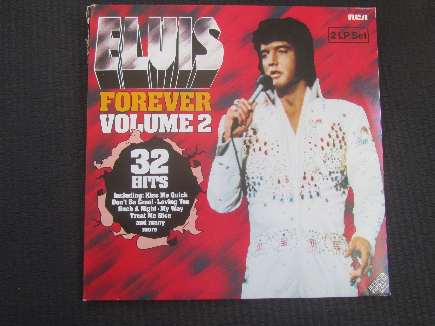 Dischi in vinile: ELVIS Forever Volume 2 / Doppel LP – Usato da Seengen venduto da mikelele