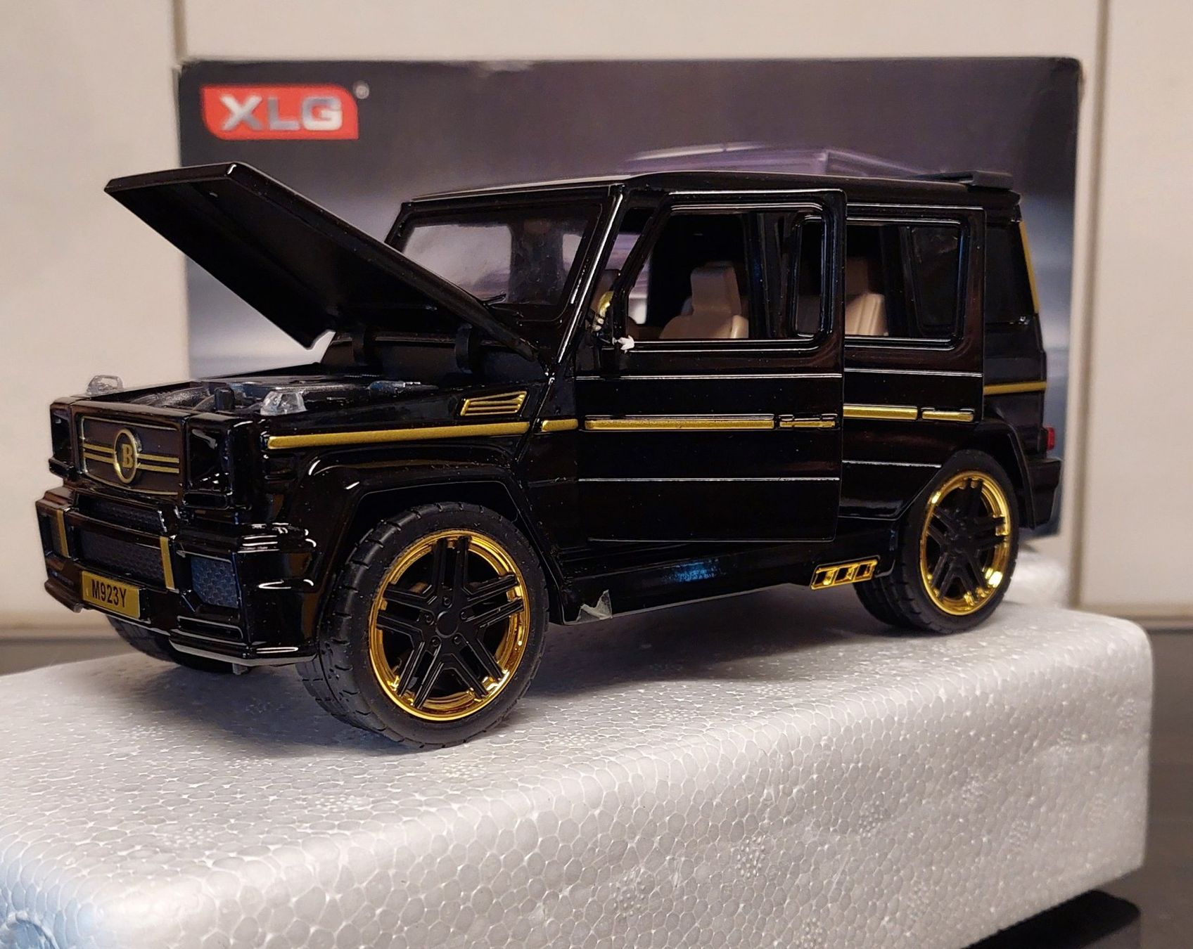 Modellini d'auto: Mercedes Benz G65 AMG – Usato da Hauenstein venduto da davia72 1