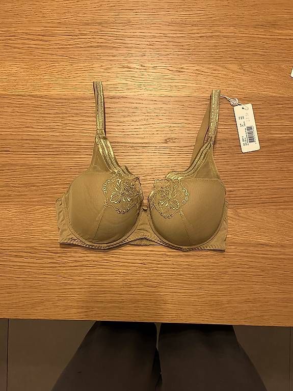 Sonstige Unterwäsche: NEU: BH grün, Lingadore Grösse D75, D36 – Gebraucht aus Zürich von cel_cw9k