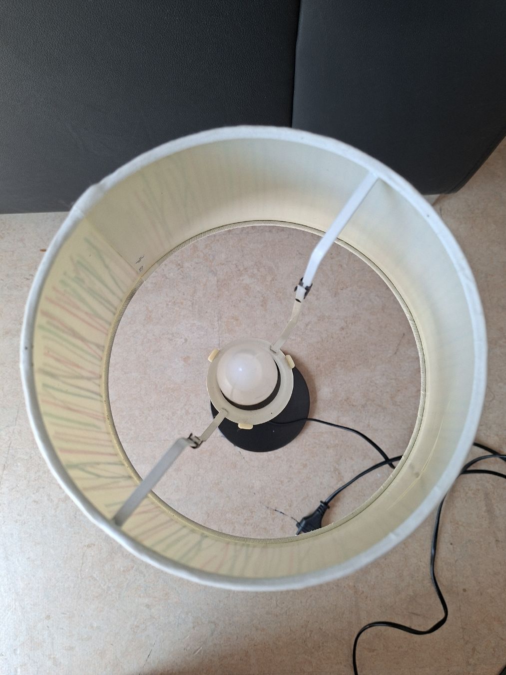 Ikea Lampen: Tischlampe mit farbigem Muster - Lampenschirm – Gebraucht aus Klingnau von vollmond36 2