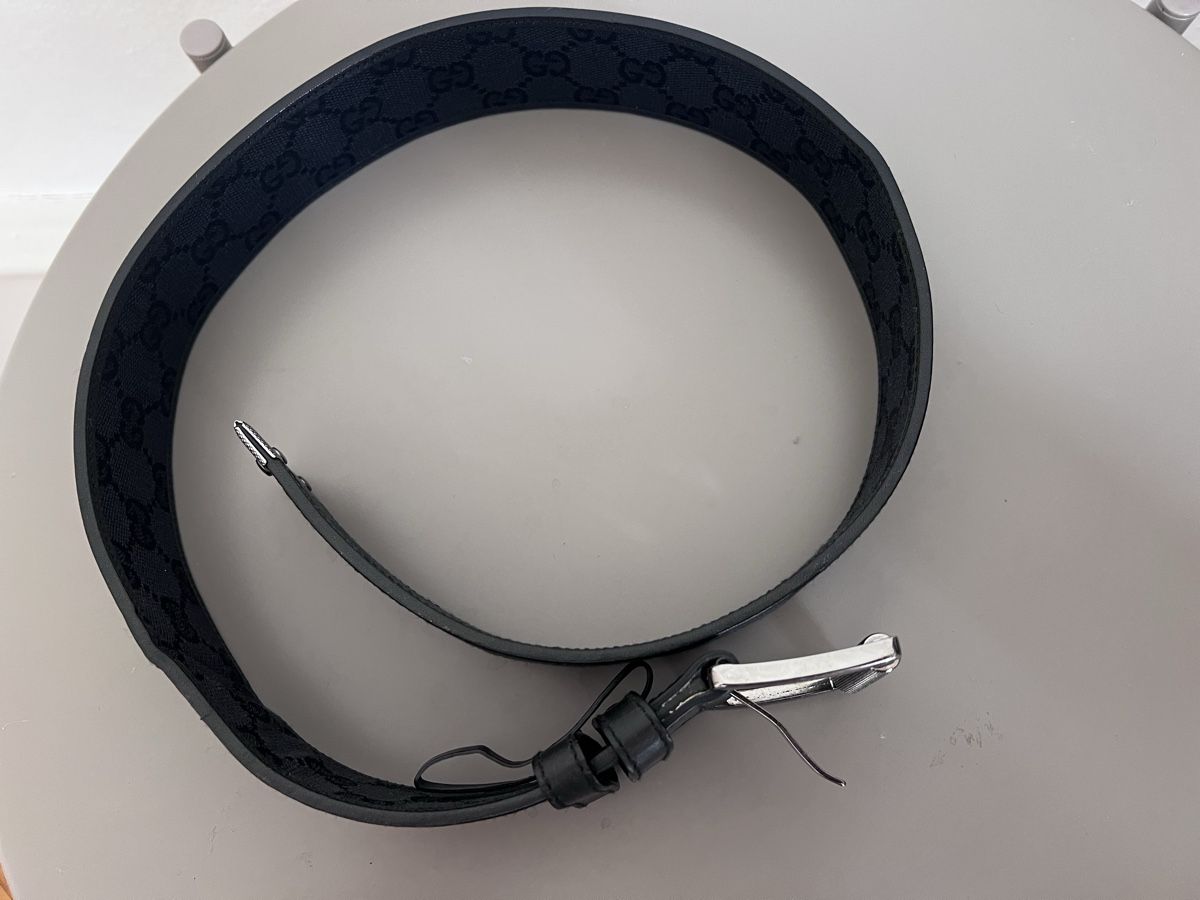Gucci Cinture: Taillengürtel Gucci mit Logo 85 cm – Nuovo (secondo la descrizione) da Basel venduto da katayasistersvintage 2