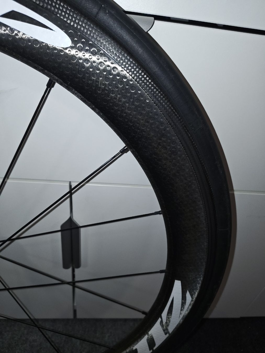Zipp Pezzi di ricambio: Zipp 404 Firecrest Clincher – Usato da Zürich venduto da Dogsve 1