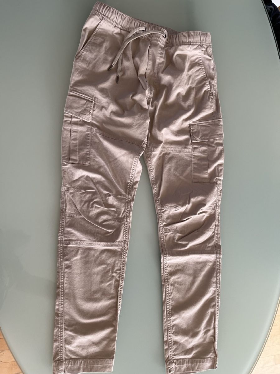 H&M Lotti di vestiti: H&M Men Bundle Hosen Grösse S beige – Nuovo e nell'imballaggio originale da Dübendorf venduto da MoniqueFreund 4