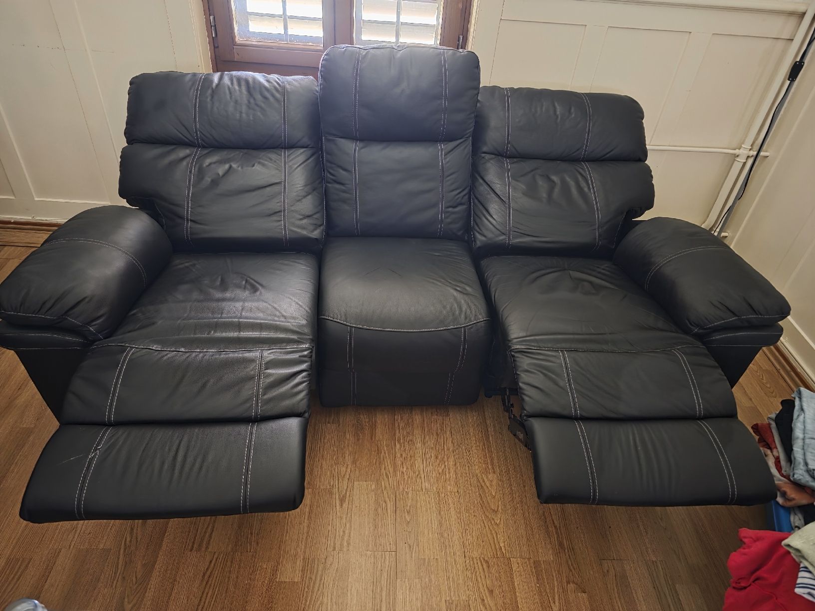Sofas: Leder 3er Relaxsofa elektrisch – Neu (gemäss Beschreibung) aus Brugg AG von rup_55tj 1