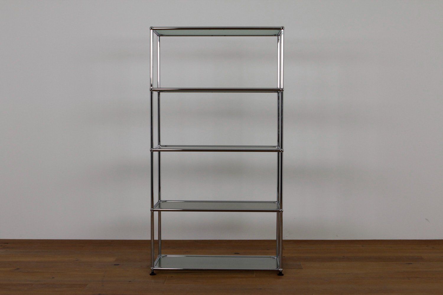 USM Scaffali: USM Haller Regal Milchglas – Nuovo (secondo la descrizione) da Affoltern am Albis venduto da StudioStandard