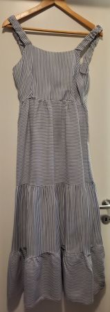 Sommerliches Maxikleid, blau-weiss gestreift, Grösse L, 40-4