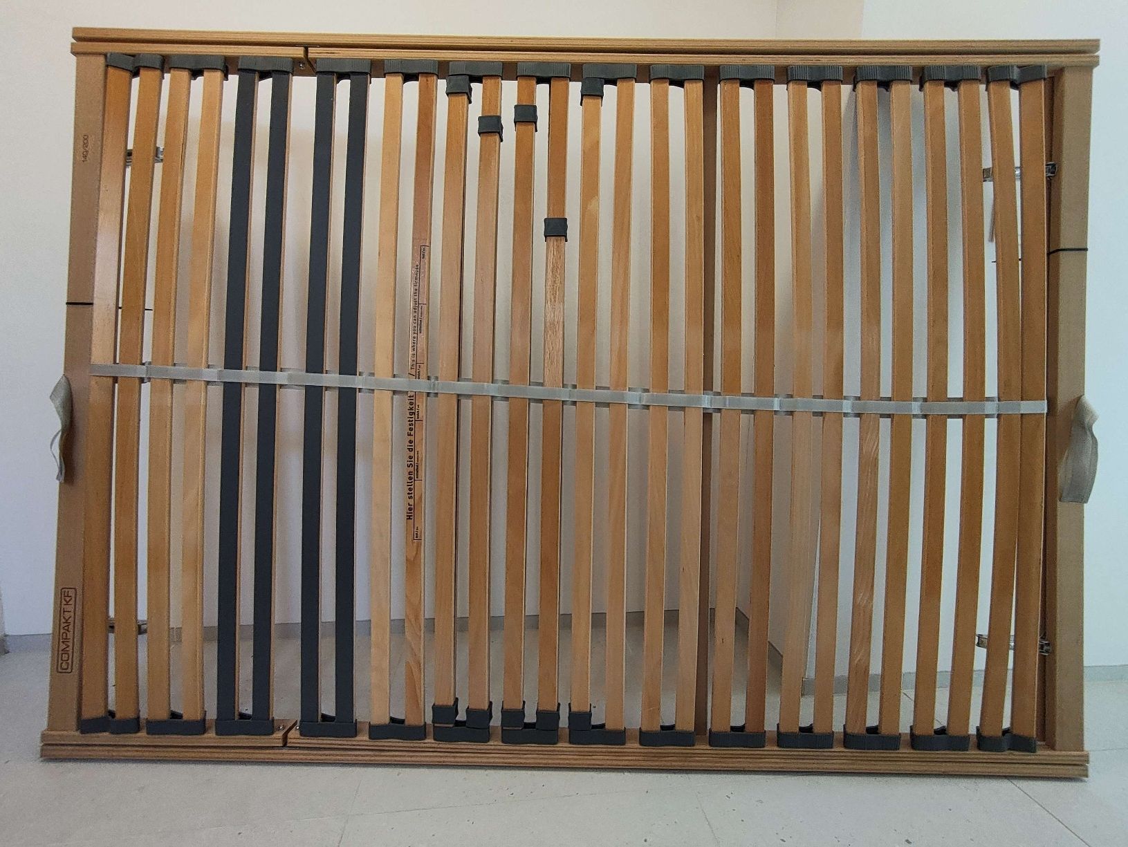 Reti a doghe: Lattenrost 140/200 cm COMPAKT KF gebraucht – Usato da Balzers venduto da tbbtbnnb