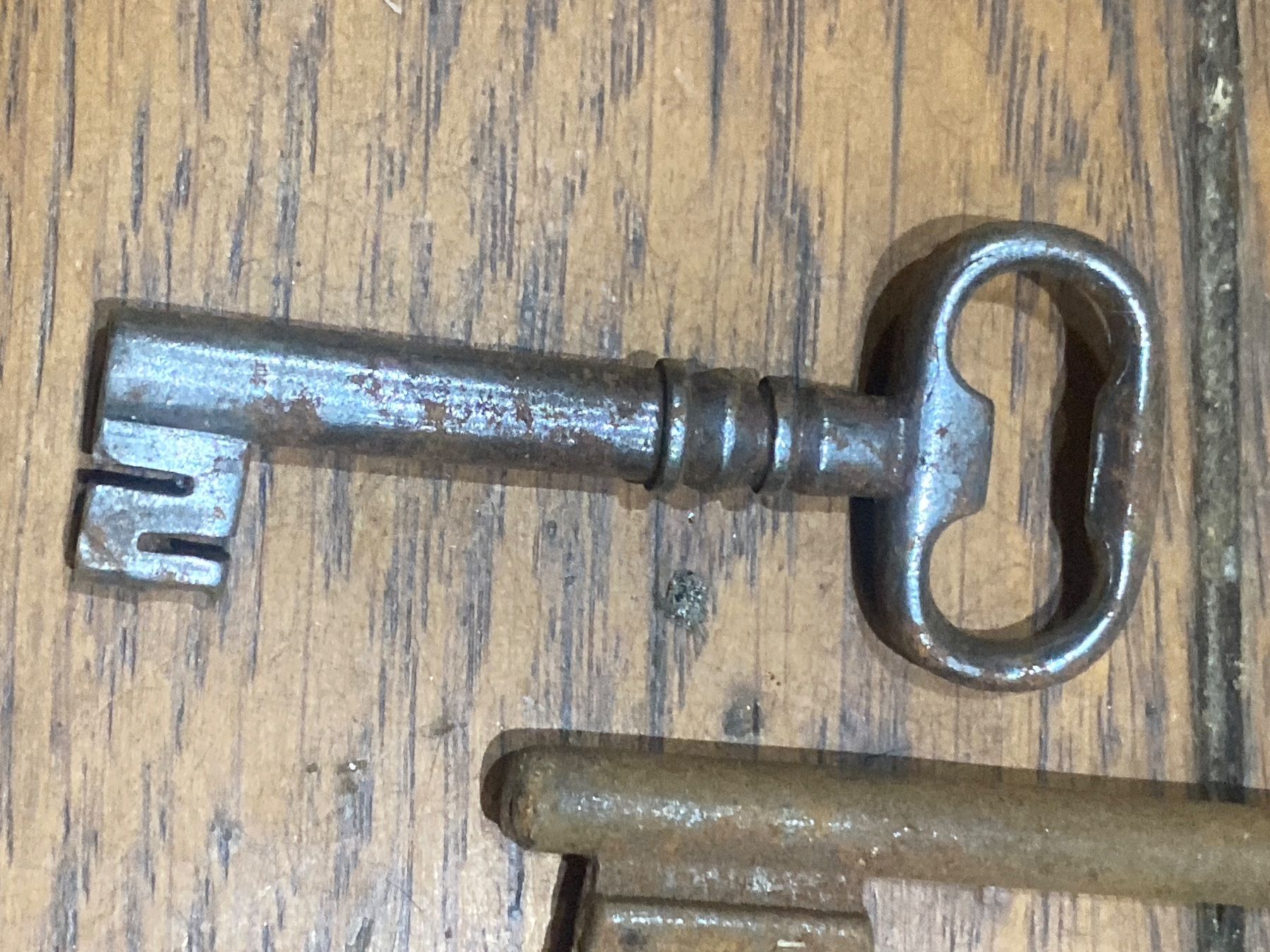 Chiavi: Lot clé clef ancienne 6-12cm G – Usato da Lajoux JU venduto da Briard0 4