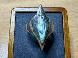 Vintage-Ring aus 925er Silber mit irisierendem Abalone-Inlay