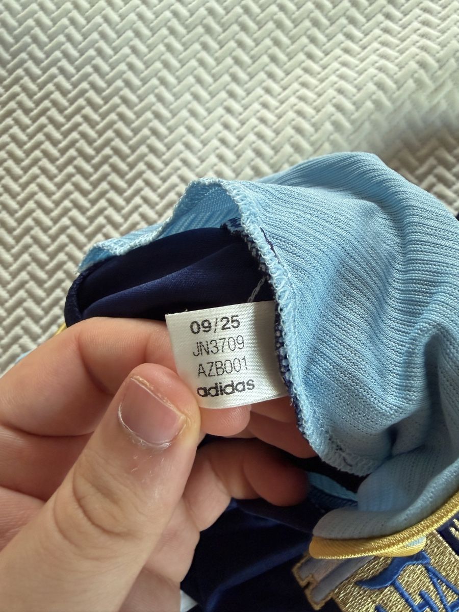 Adidas Leibchen & Hosen: Original Argentinien 2006 Reissue – Neu (gemäss Beschreibung) aus Aarberg von marcoo237 3