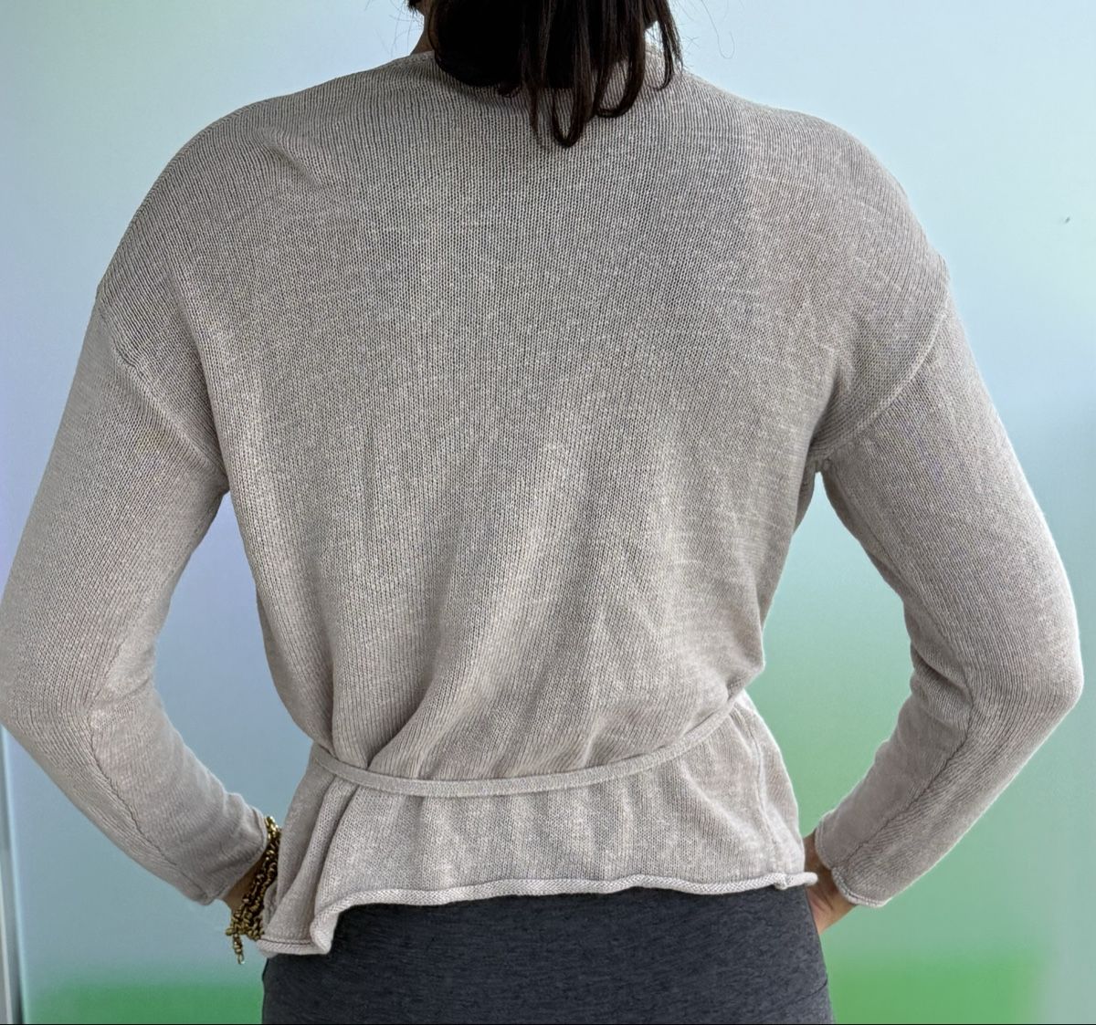 Zara Giacche: Damen Strickjacke beige mit Bindeband – Usato da Dübendorf venduto da ReLoved_Fashion_ZH 1