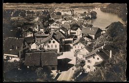 AK Aarburg, Ortsansicht mit Fluss aus der Vogelschau