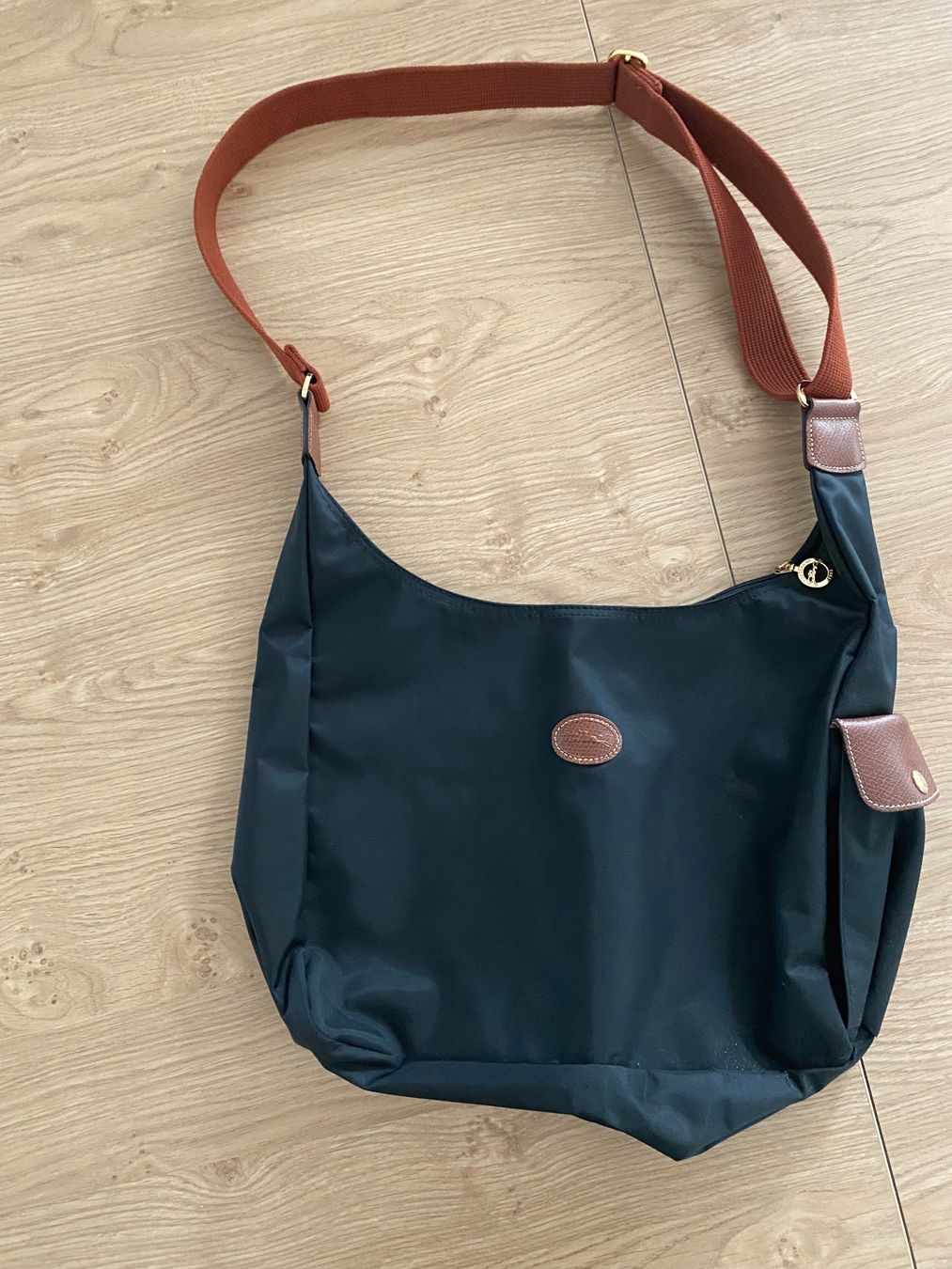 Longchamp Taschen für Damen: Longchamp Umhängetasche – Gebraucht aus Oberembrach von Resali15