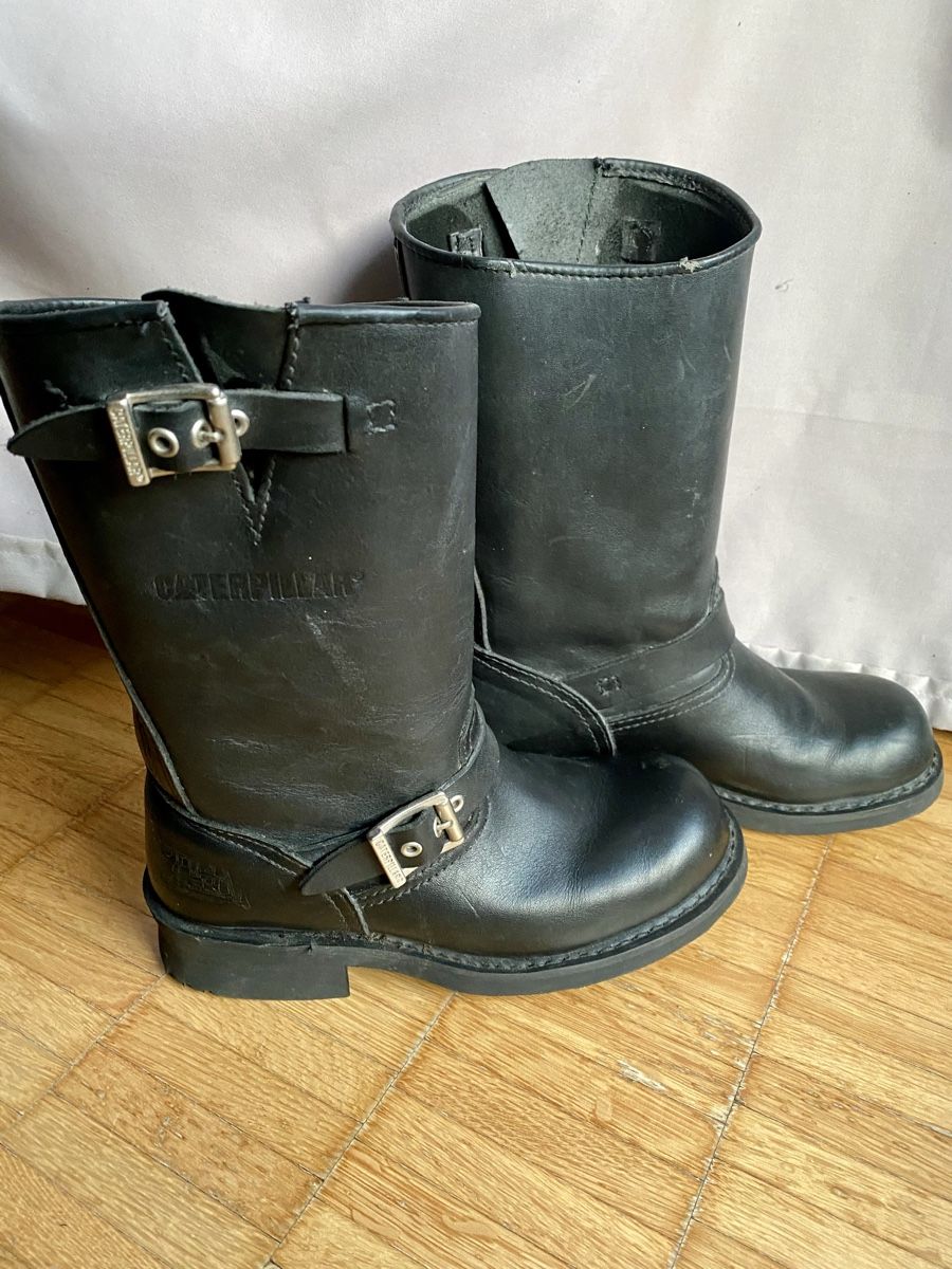 Caterpillar Scarpe da donna: Schwarze Caterpillar Lederstiefel - Gr. 38/39 – Usato da Zürich venduto da Dela05 4