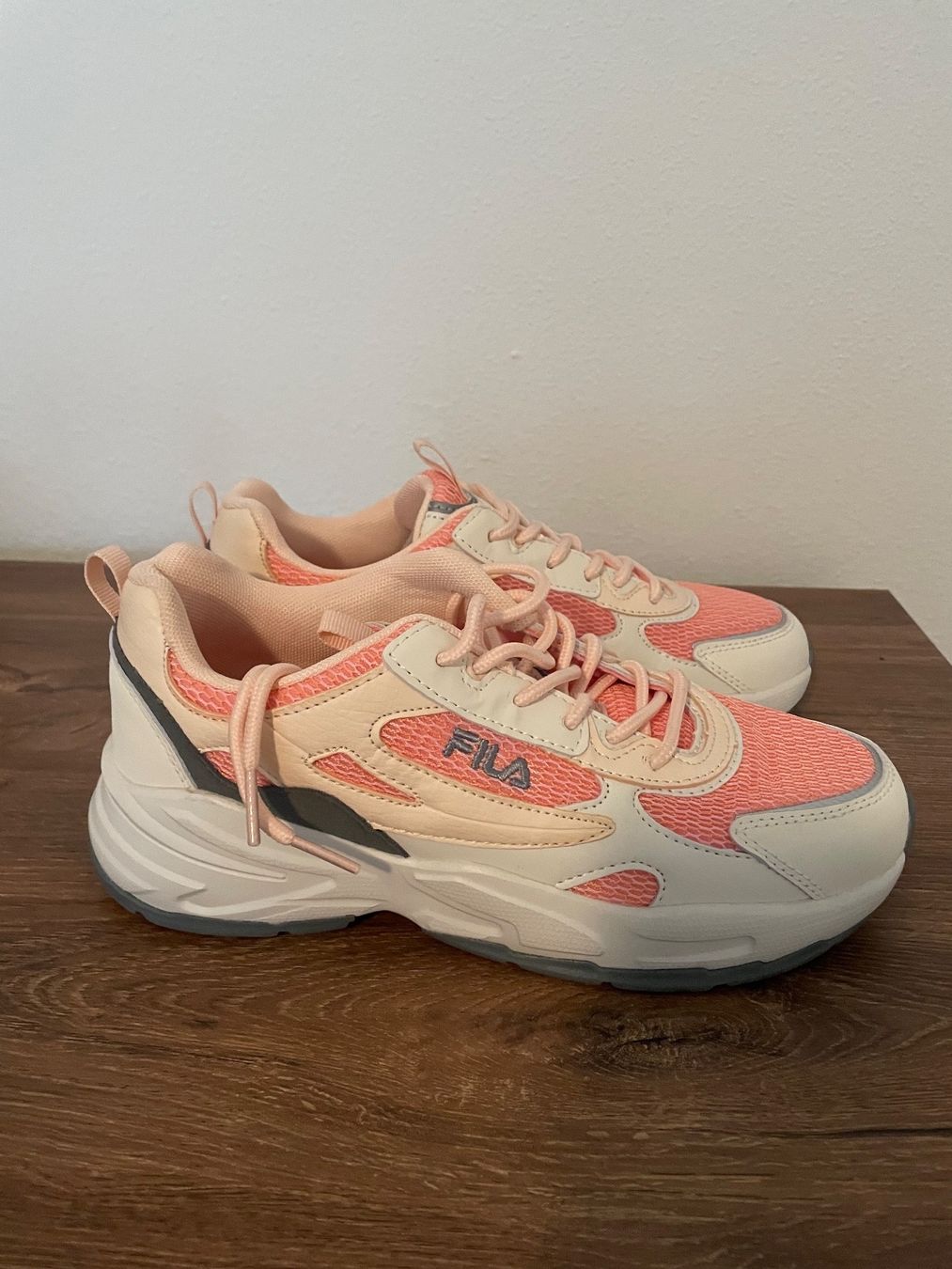 Fila Scarpe da uomo: Turnschuhe Fila – Nuovo e nell'imballaggio originale da Winterthur venduto da Cloths2000s 1