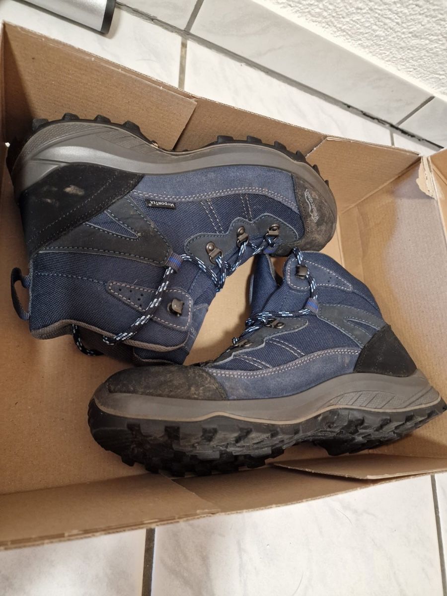 Herrenschuhe: Wanderschuhe – Gebraucht aus Embrach von fabiennejessica