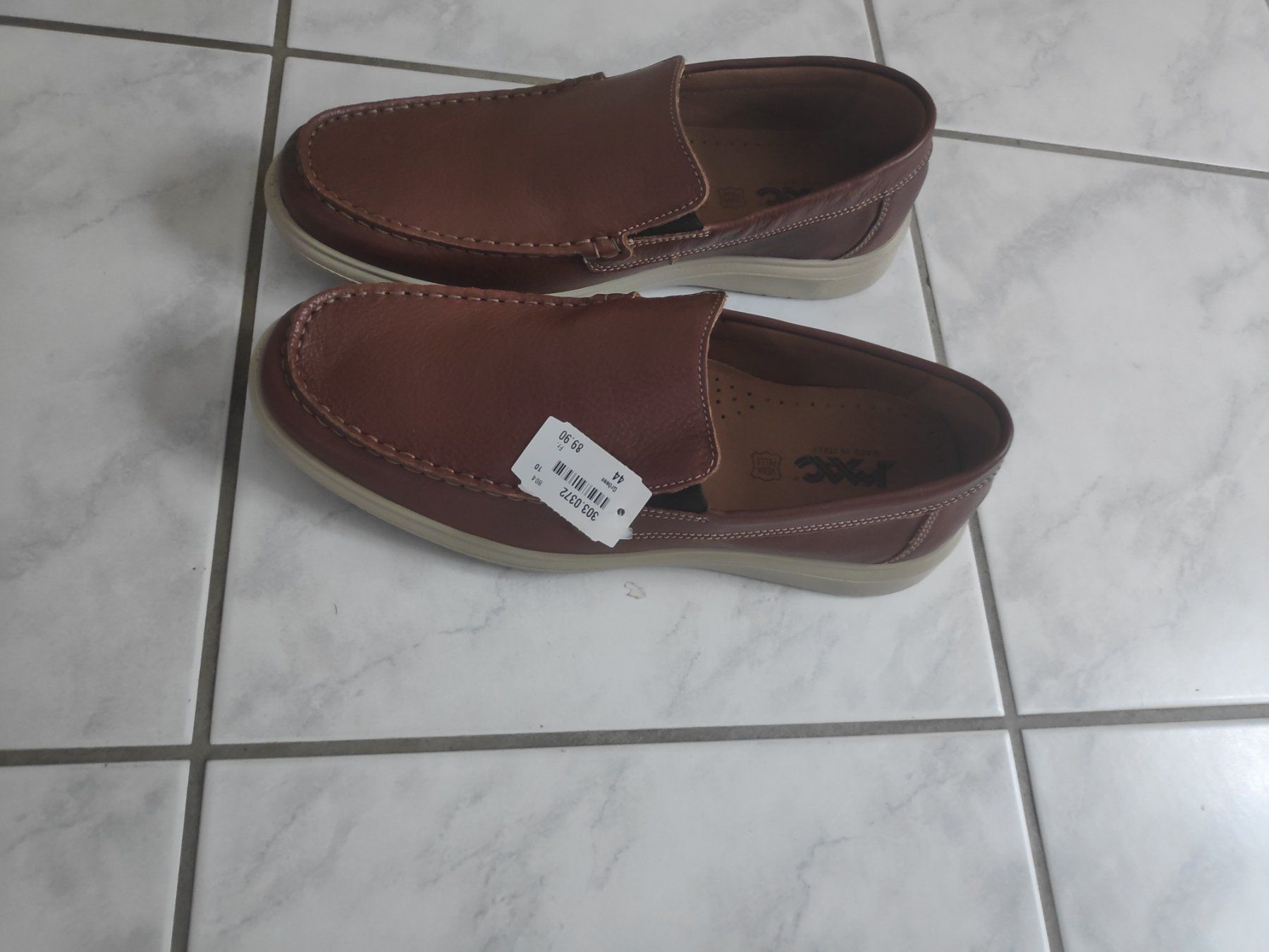 Herrenschuhe: Halbschuh-Schlüpfer Braun Leder 44 / NEU – Neu (gemäss Beschreibung) aus Reichenburg von Telja