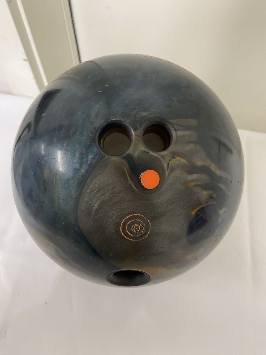 Ballons: Bowlingkugel Ebonite Tornado – D'occasion à Dietikon par brocki-eyra 3
