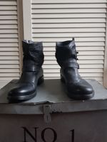 Nerogiardini boots neuves cuir noire.Taille 37