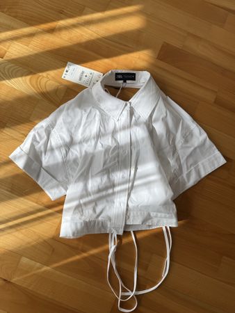 Zara Crop-Hemd Weiss mit Schnürung hinten, Gr. M, Neu!