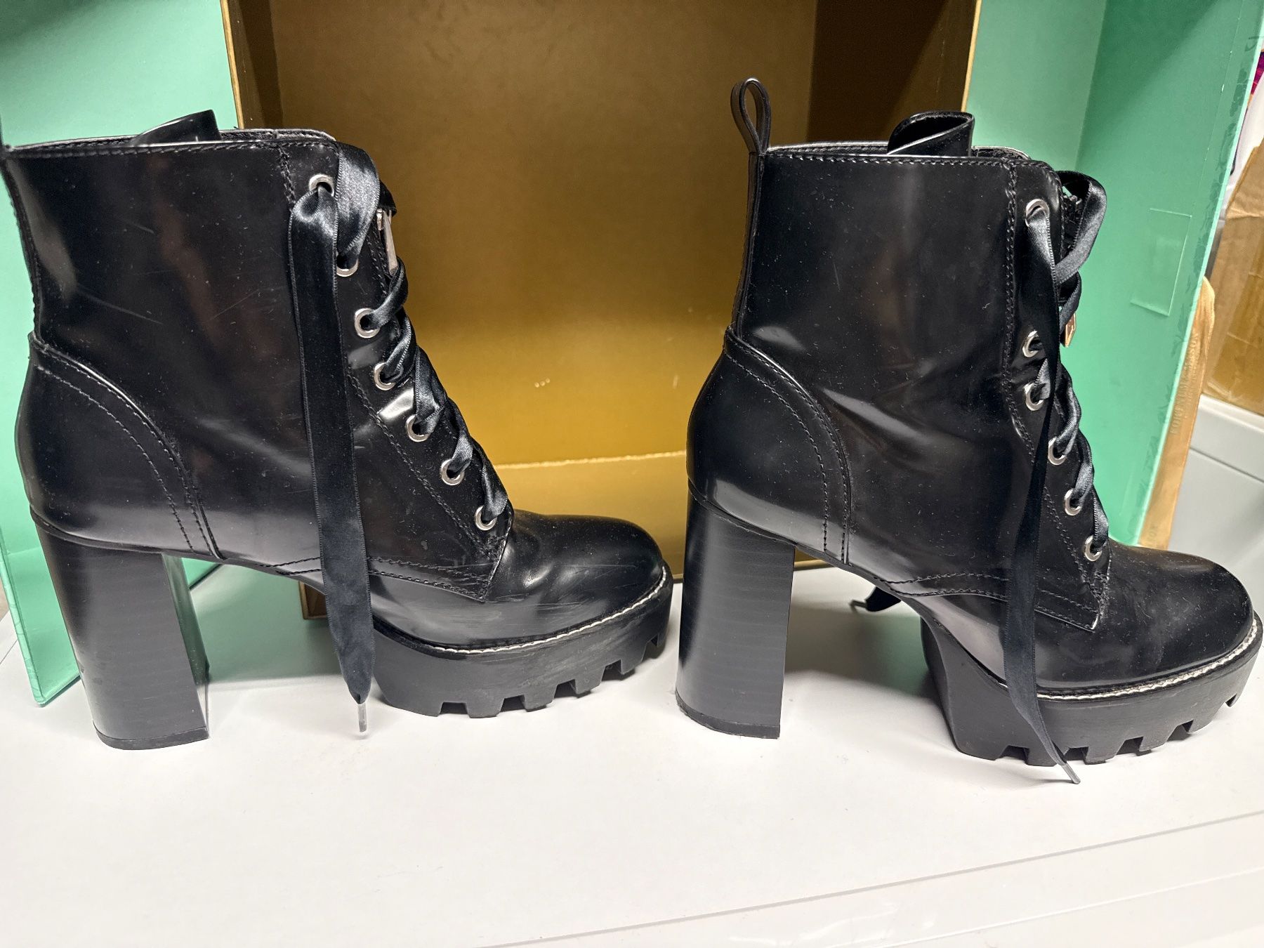 Zara Chaussures filles: STIEFEL ZARA gr 38 – D'occasion à Birr par WalkyriaM 3