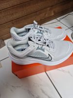 Nike Quest 5