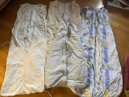 4x Schlafsäcke verschiedene Grosse gute Marke zum Abgeben