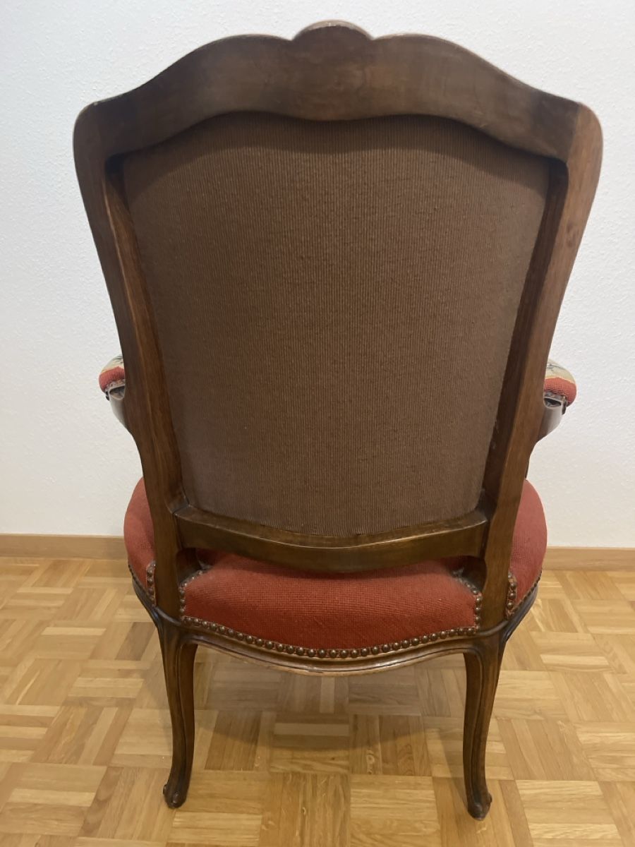 Poltrone: Antiker Sessel mit Rosenmuster – Usato da dietikon venduto da fernando011 2