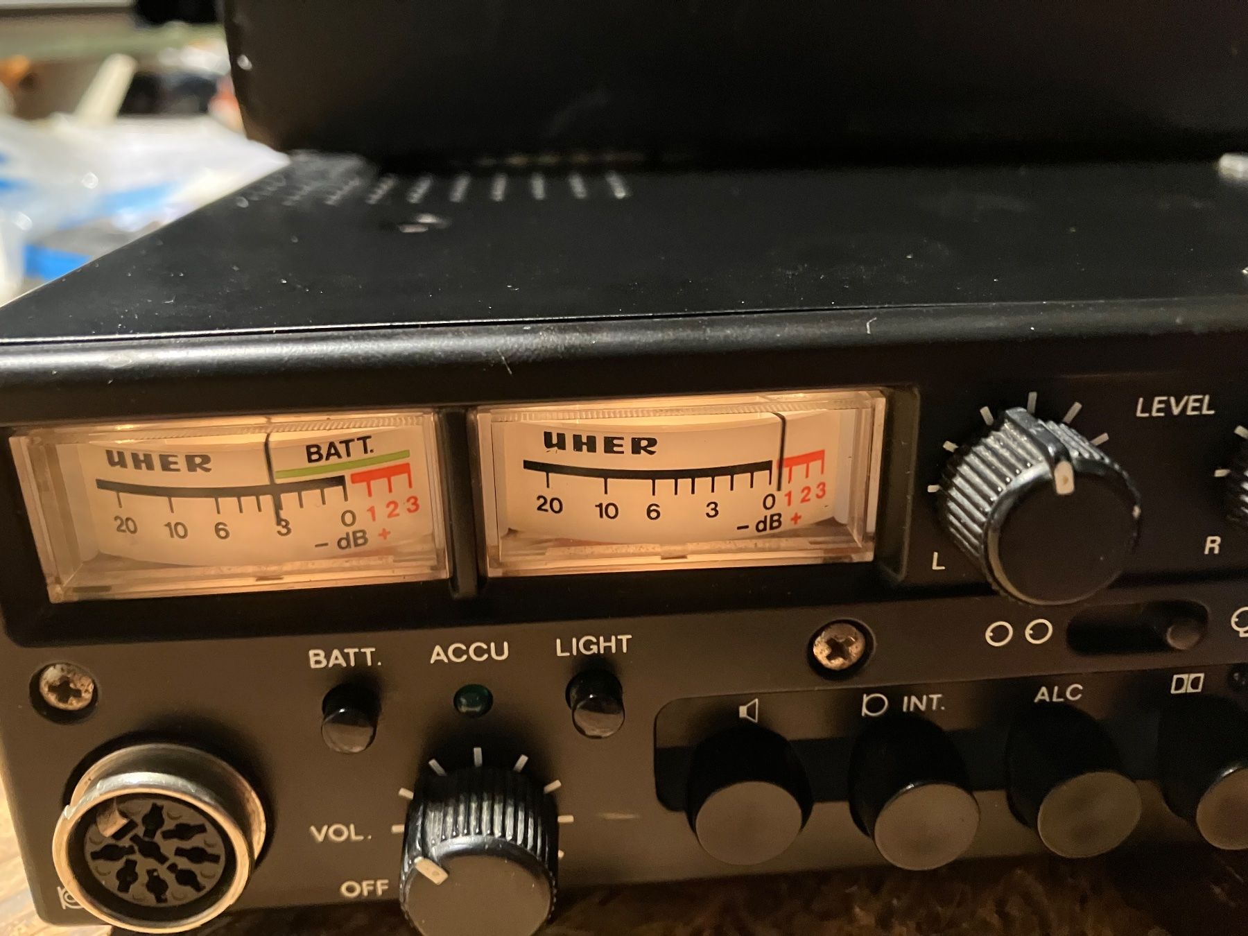 Uher Enregistreurs: Uher CR 240 Stereo – Défectueux à Hombrechtikon par mnims1 2