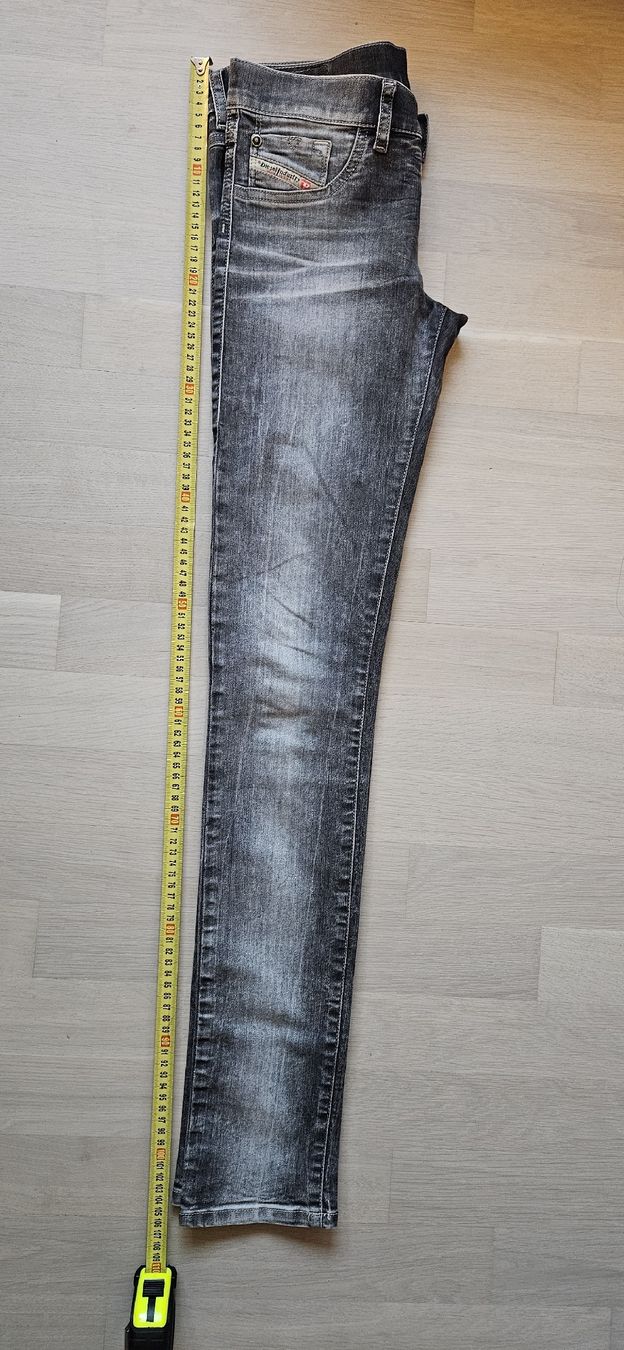 Diesel Jeans: Diesel Stretch Jeans Gr. 27 Modell Livier – Usato da Baden venduto da Boomer76 4