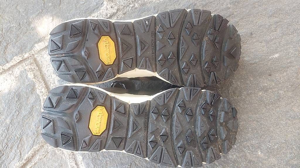 Veja Scarpe da uomo: Veja modello DEKKAN ALVEOMESH – Usato da Sonvico venduto da annickcat 1