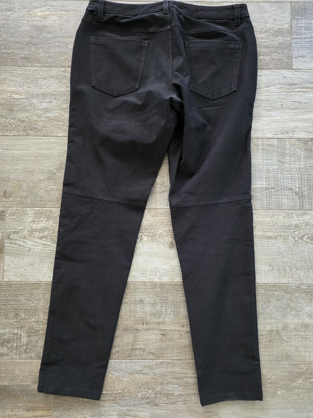 Lululemon Pantaloni: lululemon ABC 5-Pocket Hose 34 schwarz – Usato da Dietlikon venduto da Bonamesa 8