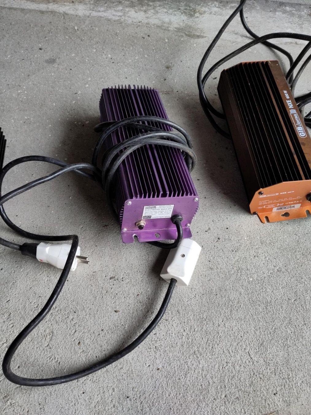 Alimentazione elettrica: Lumatek Electronic Ballast 600W – Usato da Capolago venduto da Bomberz