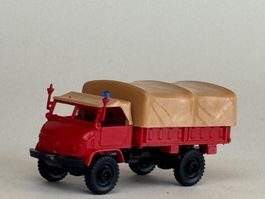 VE1- Roco  Mercedes Unimog Feuerwehr Pritsche