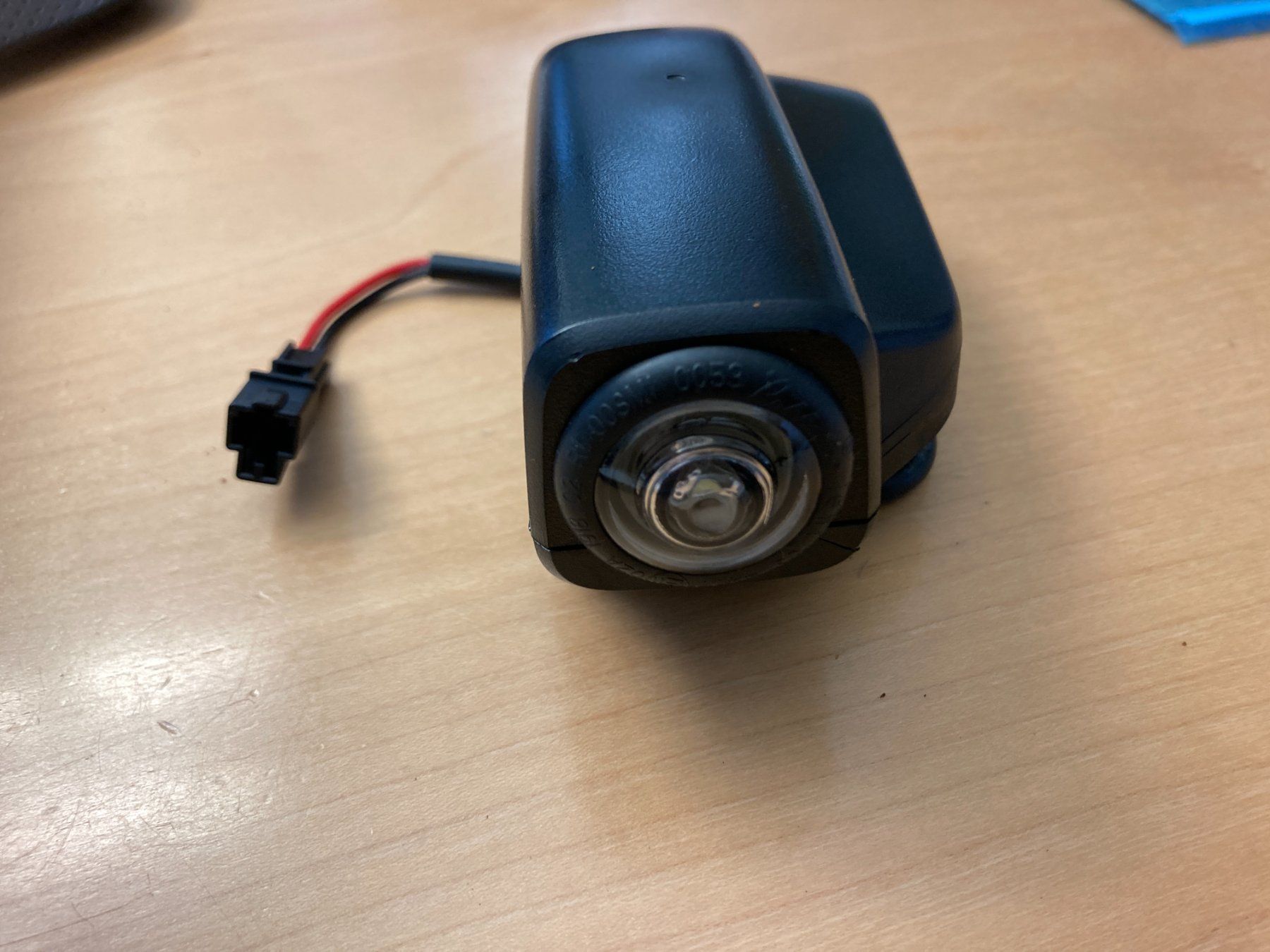 VW Tutti pezzi di ricambio auto: VW Crafter Positionsleuchte 7C0.941.062.A – Nuovo e nell'imballaggio originale da Cham venduto da WB2223