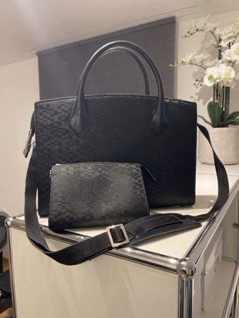 Navyboot Handtasche Schwarz Inkl. Kosmetiktäschli Top