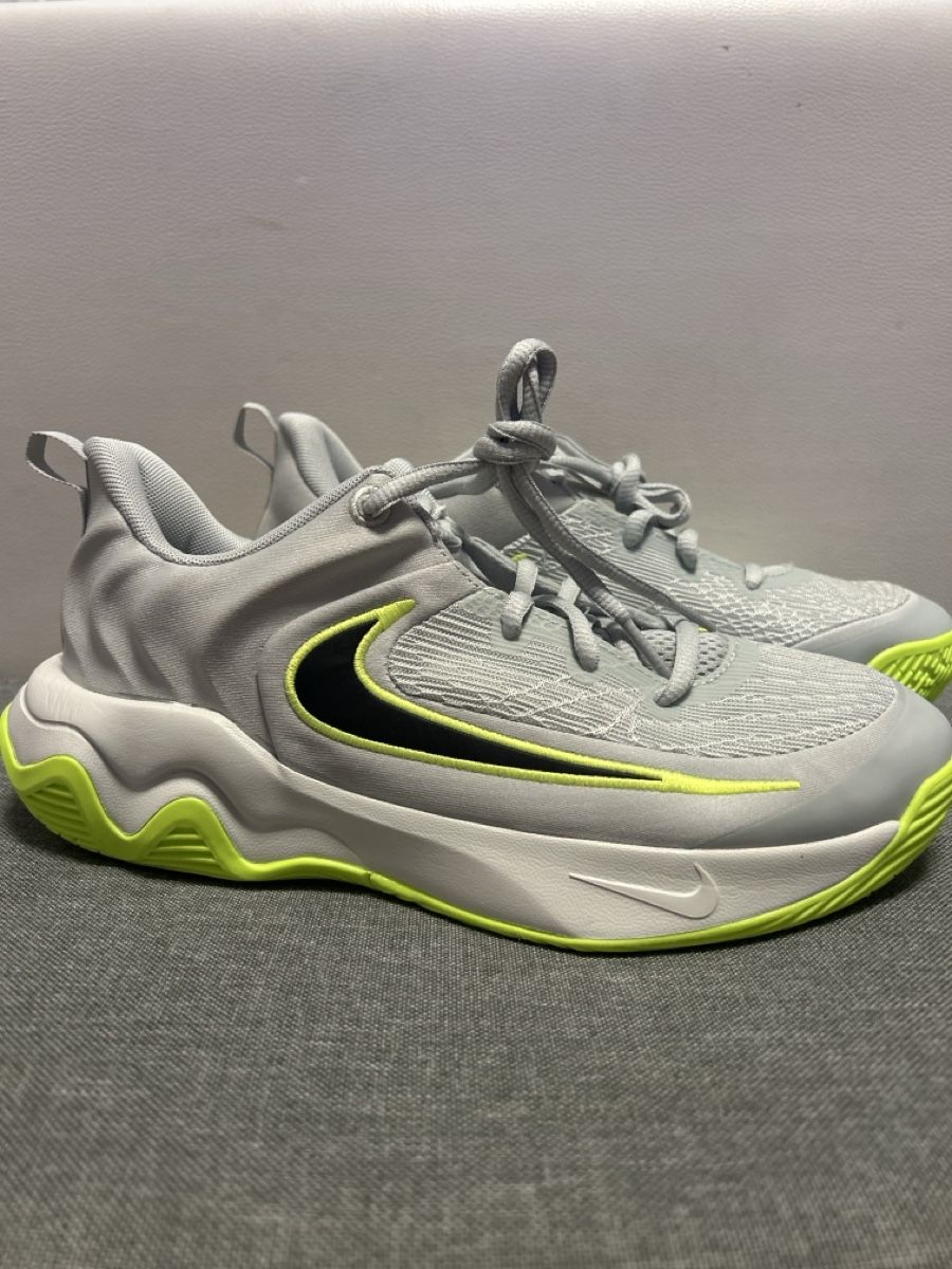 Nike Scarpe da uomo: Chaussures Nike Giannis Immortality 4 Taille 39 – Nuovo (secondo la descrizione) da la chaux-de-fonds venduto da swann88 5