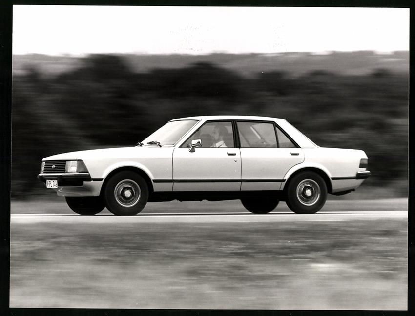 Fotografie & Manifesti: Fotografie Auto Ford Granada Stufenheck- – Usato da Berlin venduto da bartko-reher