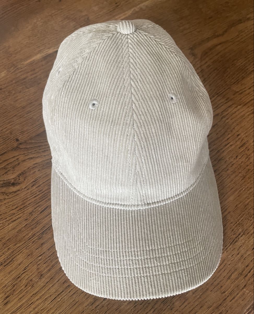 C&A Chapeaux, bonnets & casquettes: Cord Hat – D'occasion à Bern par pet_fry9