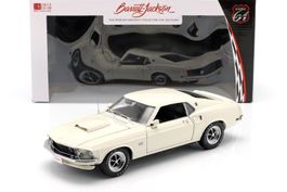 Ford Mustang Boss 429 1969 weiss      1:18 von Highway 61