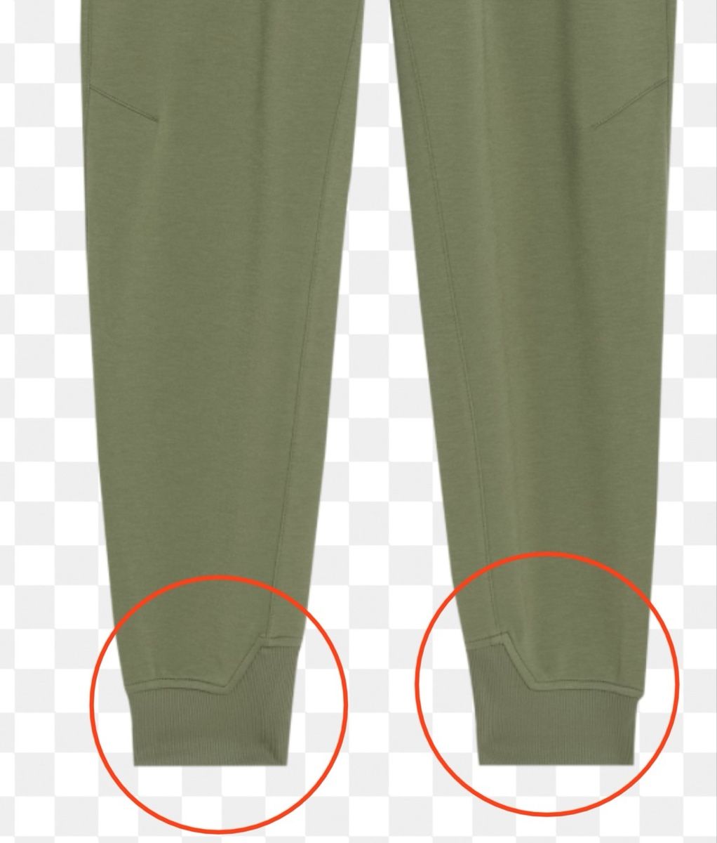 Pantaloni: ON sweatpants – Usato da Lausanne venduto da NYC67 5