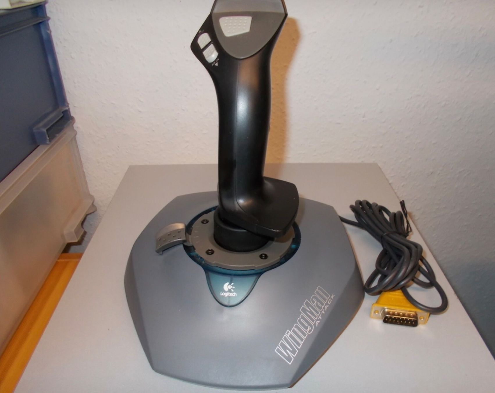 Logitech Controller: Logitech WingMan Attack Joystick mit Adapter D-Sub USB-A.TOP – Gebraucht aus Düdingen von theschiavis