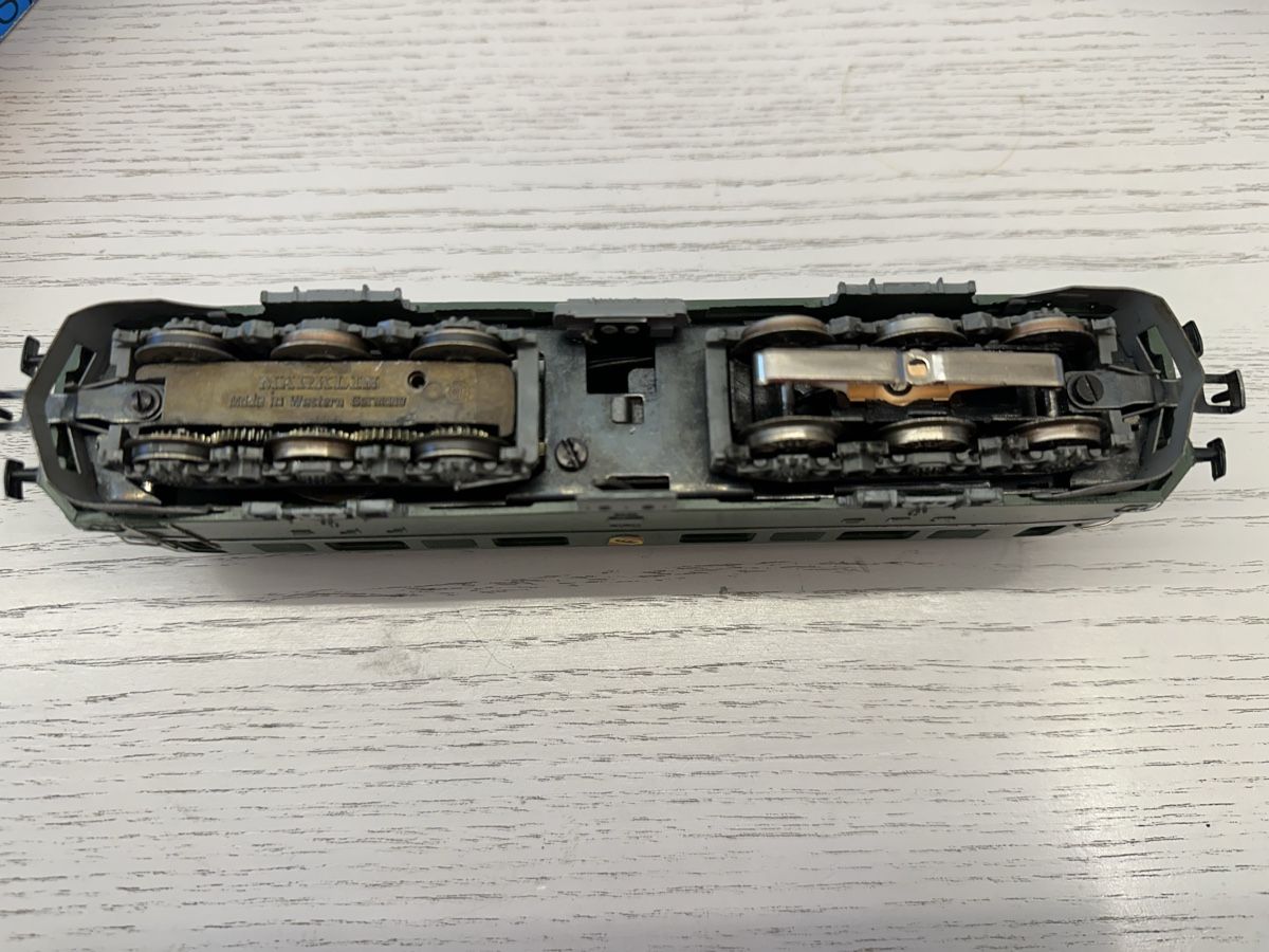 Märklin Modelleisenbahnen: Märklin 3050 SBB Ae 6/6 Bern – Gebraucht aus Lupsingen von New-Haven 5