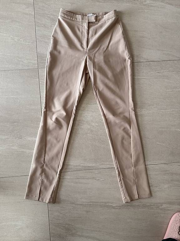 Pantaloni: Na-kd Stoffhose – Usato da Zwingen venduto da KatjaM