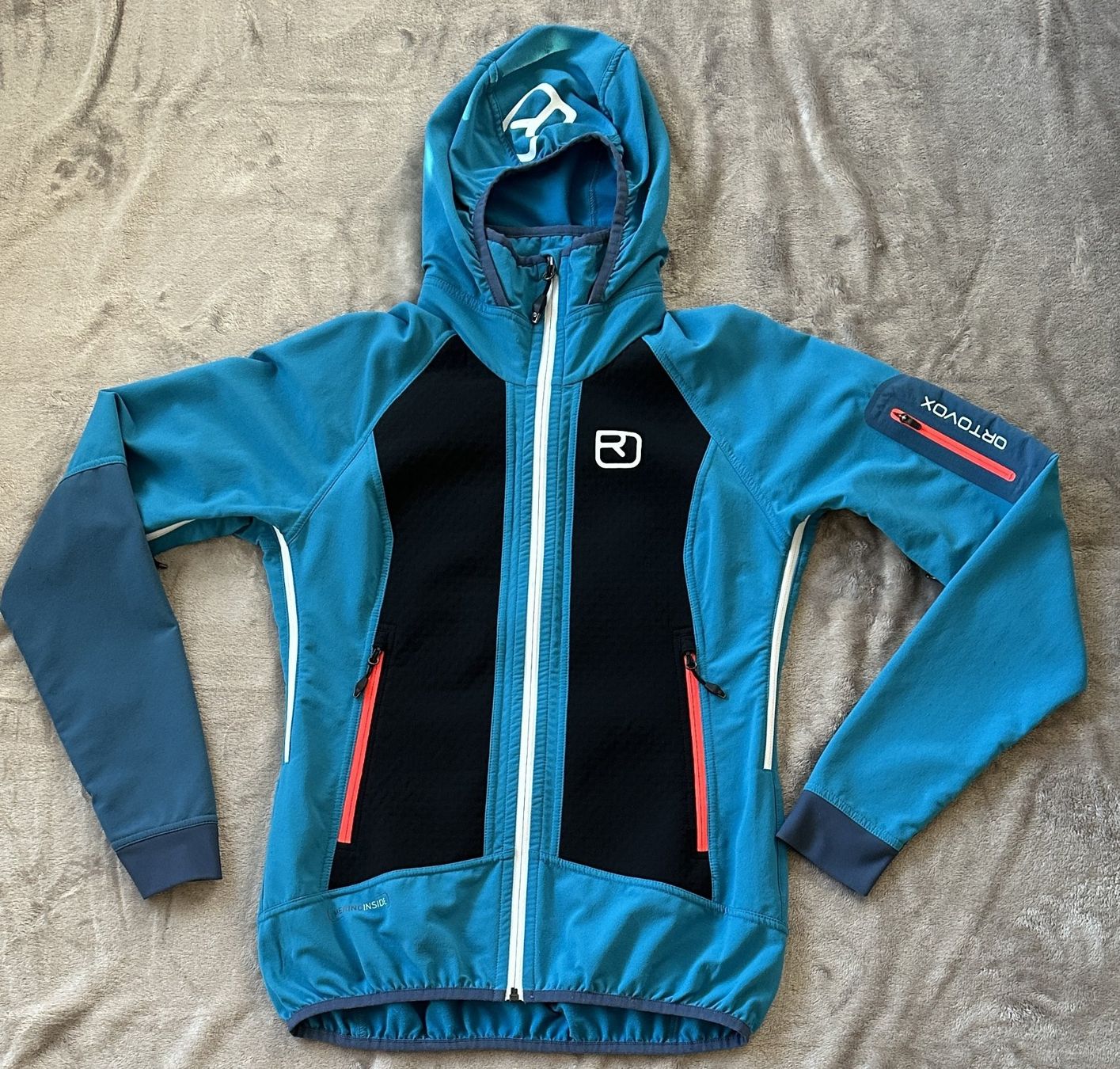 Jacken: Ortovox Softshell Jacke mit Kapuze – Gebraucht aus Buochs von enbu27 5