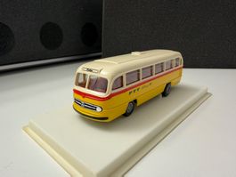 BREKINA Mercedes Old-Postauto  / HO